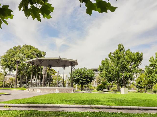 Jardin De La Ville 1 2